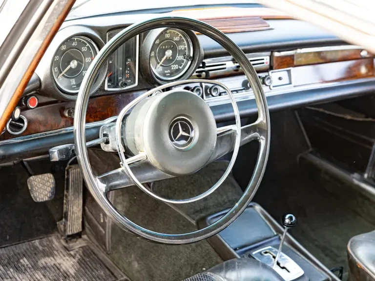 1969 Mercedes-Benz W111 Coupe - Image 10 of 31