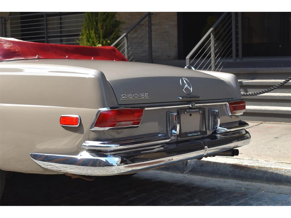 1969 Mercedes-Benz W108 & W109 - Image 13 of 31