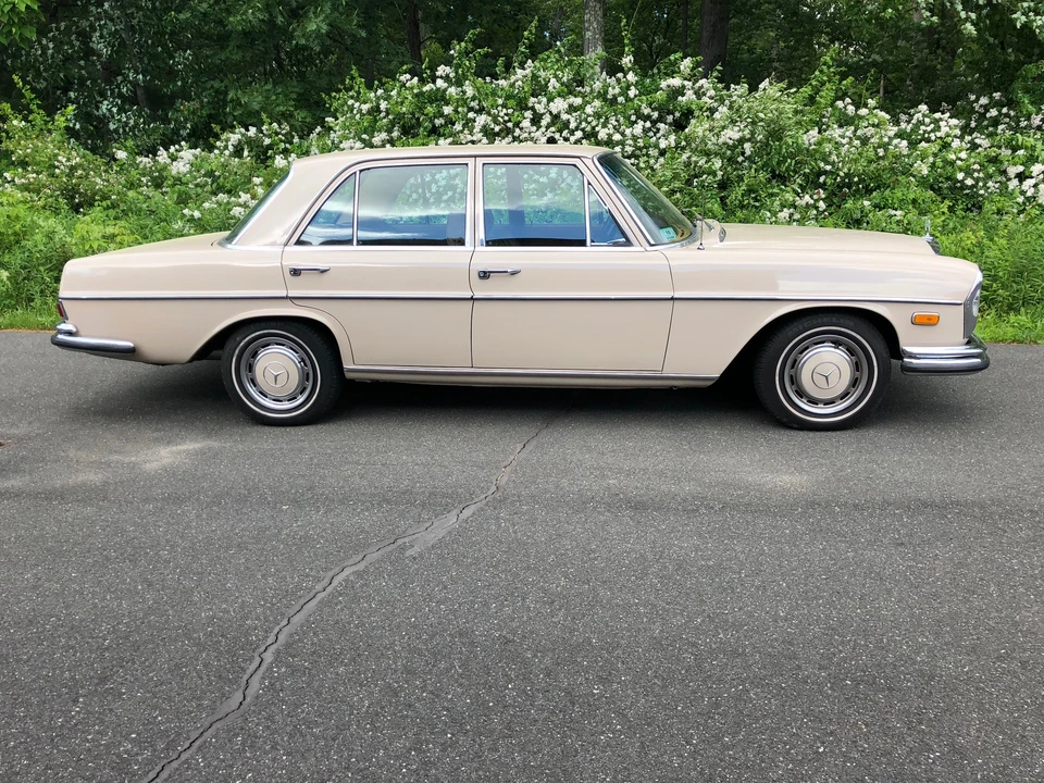 1969 Mercedes-Benz W108 & W109 - Image 10 of 31