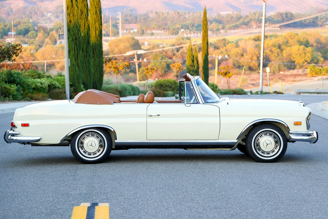 1969 Mercedes-Benz W111 Cabriolet - Image 24 of 31
