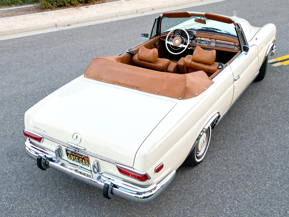 1969 Mercedes-Benz W111 Cabriolet - Image 22 of 31