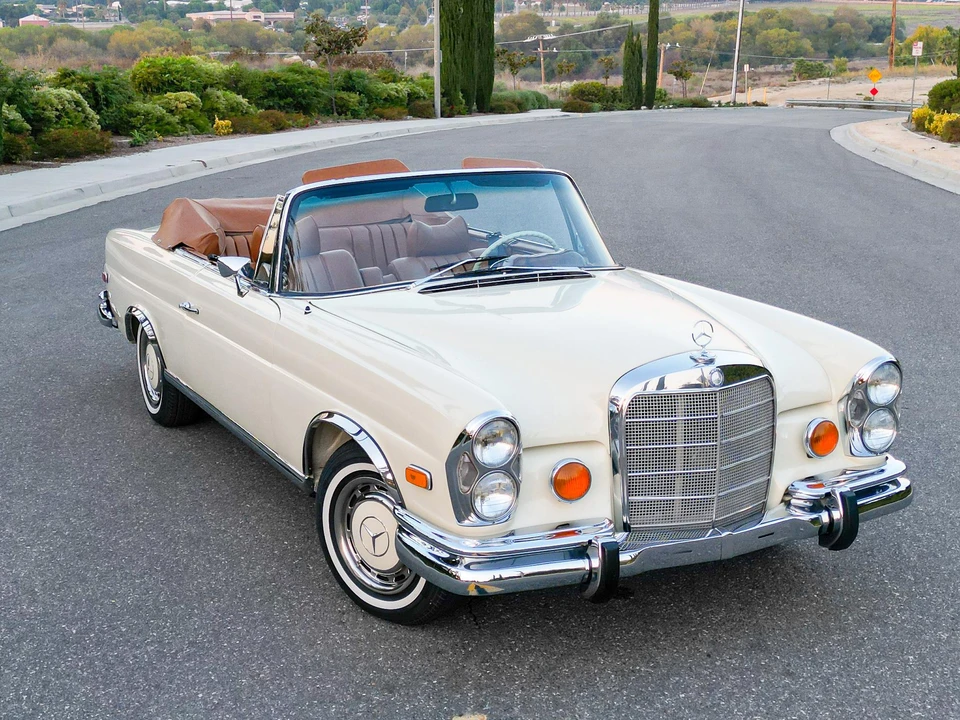 1969 Mercedes-Benz W111 Cabriolet - Image 29 of 31