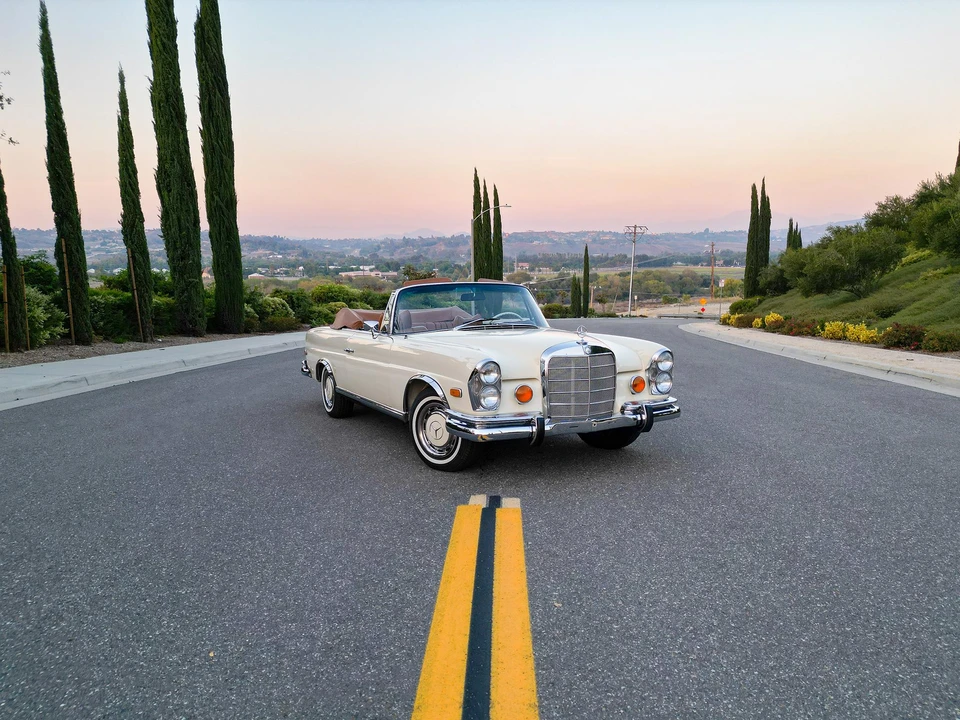 1969 Mercedes-Benz W111 Cabriolet - Image 8 of 31