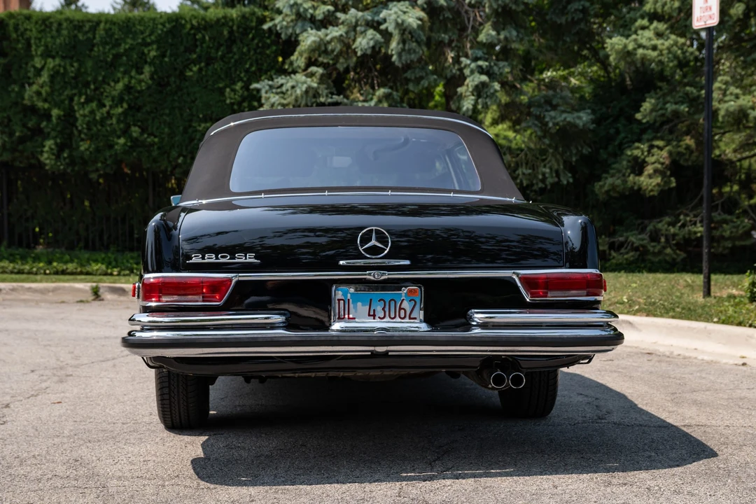 1969 Mercedes-Benz W111 Cabriolet - Image 14 of 31