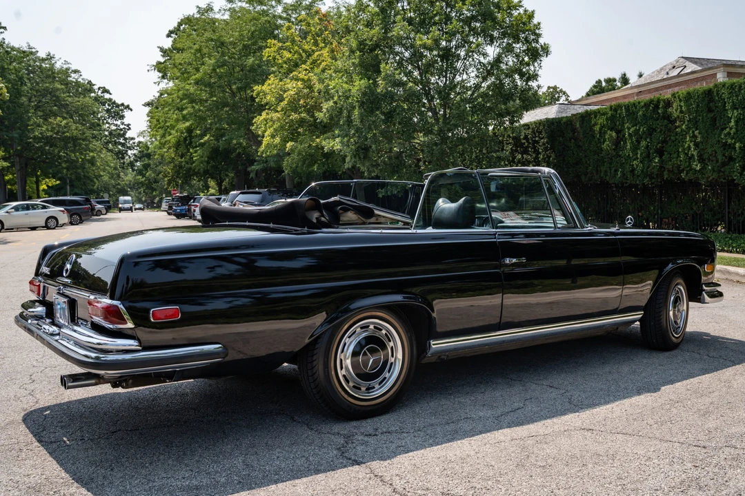 1969 Mercedes-Benz W111 Cabriolet - Image 6 of 31