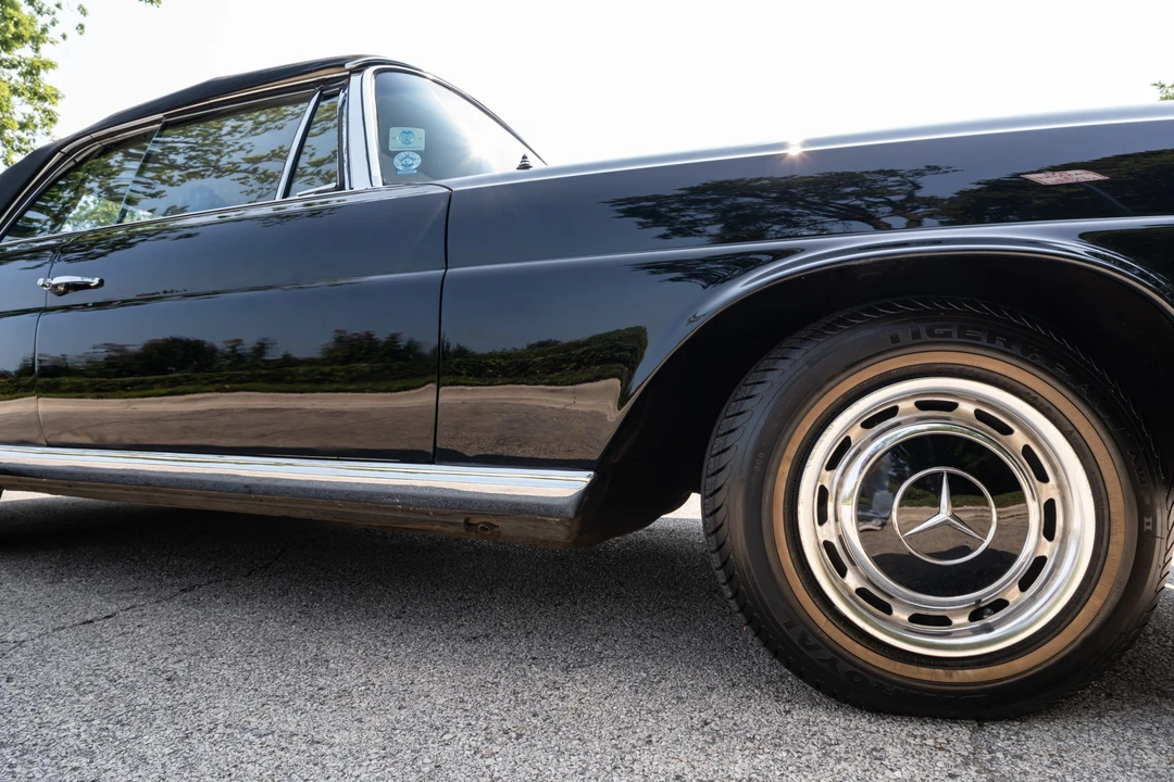 1969 Mercedes-Benz W111 Cabriolet - Image 29 of 31