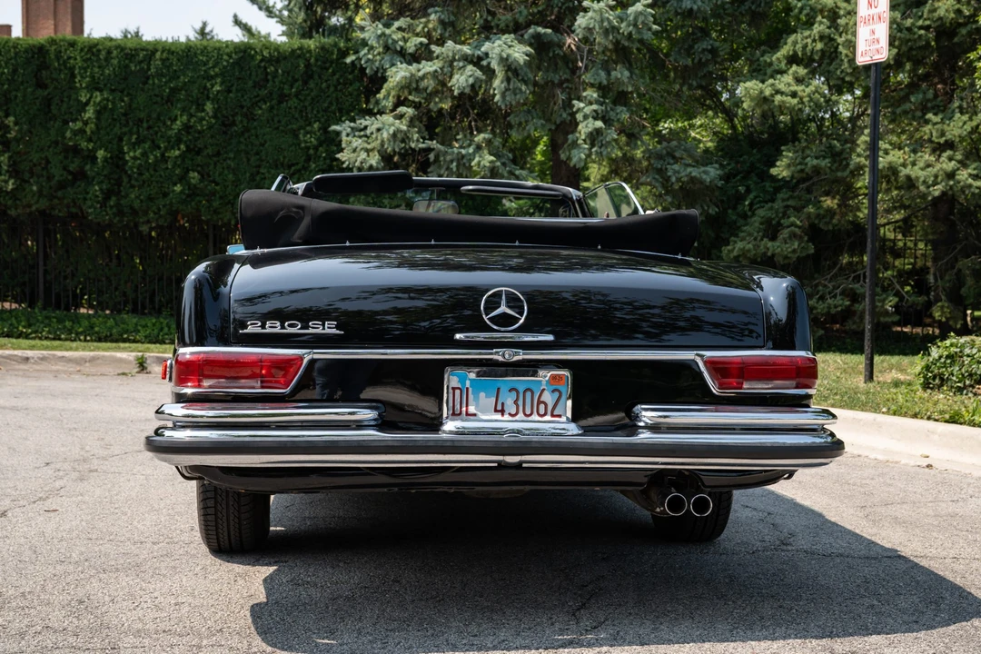 1969 Mercedes-Benz W111 Cabriolet - Image 7 of 31