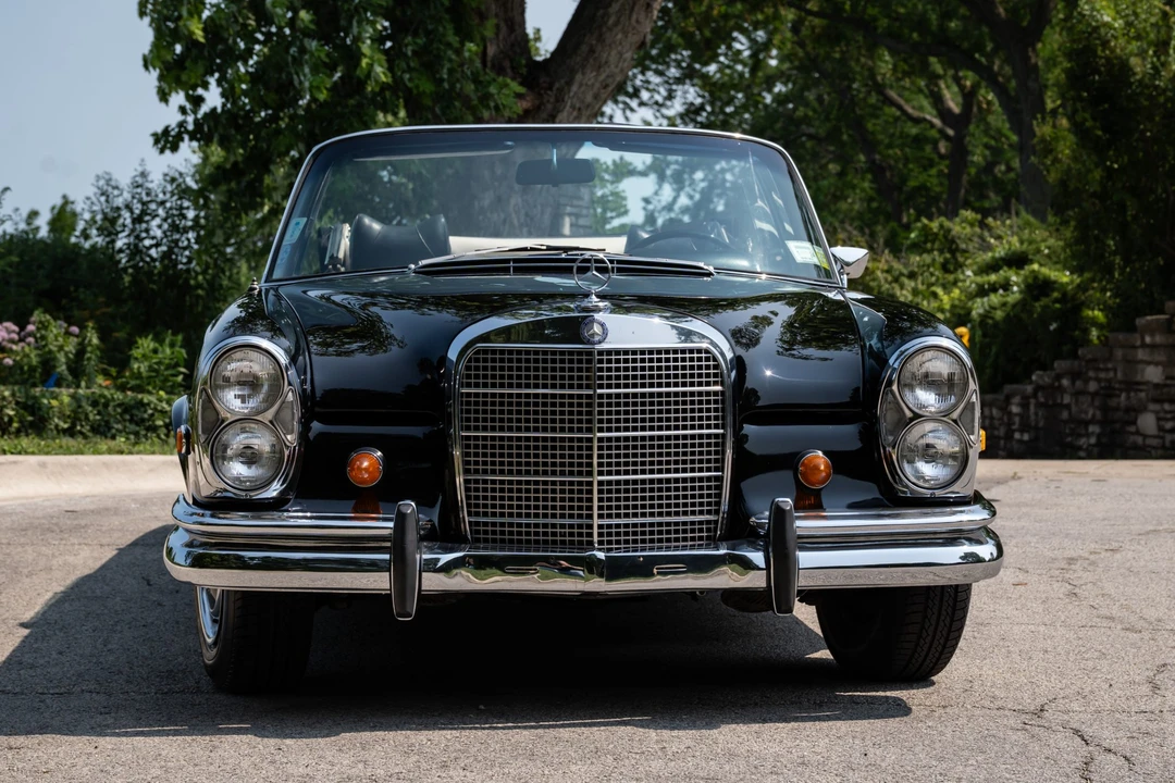 1969 Mercedes-Benz W111 Cabriolet - Image 3 of 31