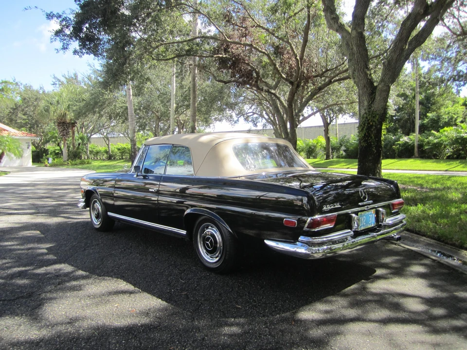 1969 Mercedes-Benz W111 Cabriolet - Image 11 of 31