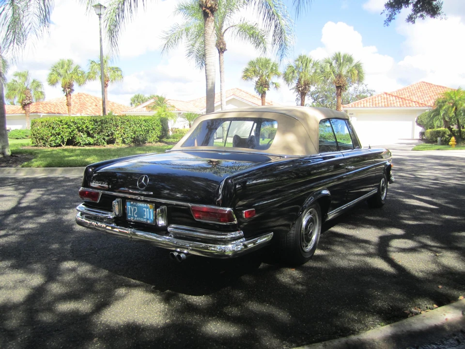 1969 Mercedes-Benz W111 Cabriolet - Image 9 of 31