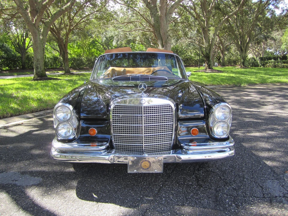 1969 Mercedes-Benz W111 Cabriolet - Image 16 of 31
