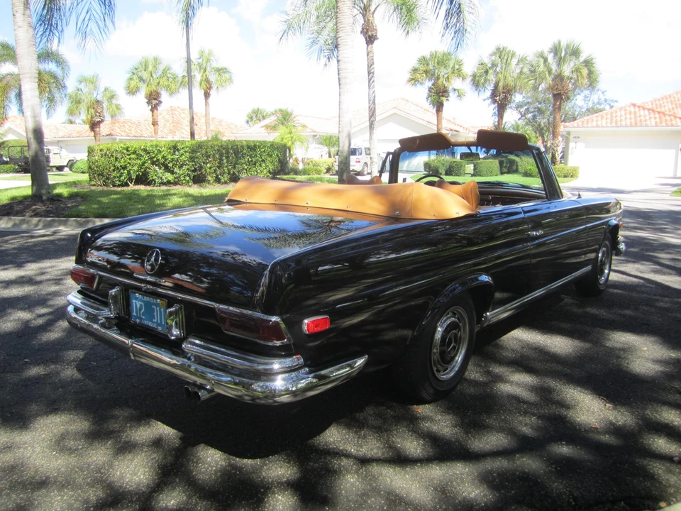 1969 Mercedes-Benz W111 Cabriolet - Image 24 of 31