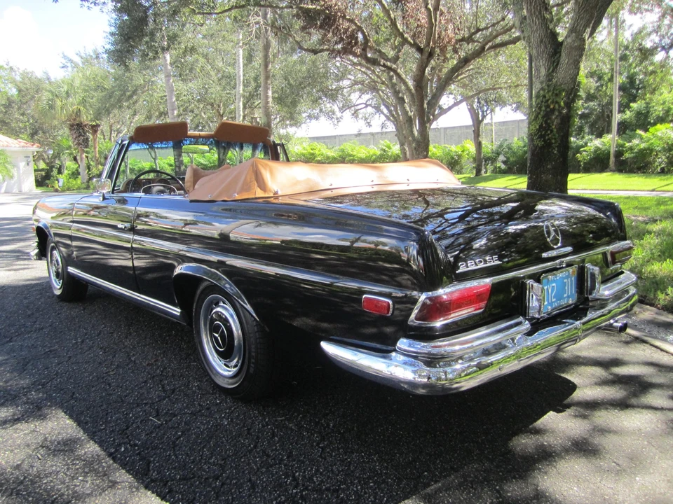 1969 Mercedes-Benz W111 Cabriolet - Image 27 of 31
