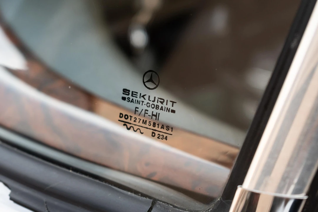 1969 Mercedes-Benz W111 Cabriolet - Image 25 of 31