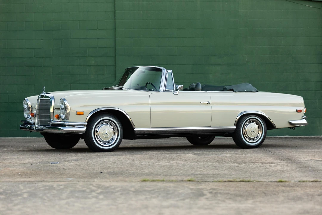 1969 Mercedes-Benz W111 Cabriolet - Image 3 of 31