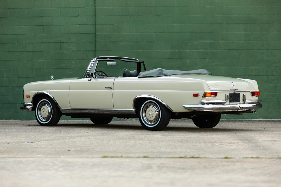 1969 Mercedes-Benz W111 Cabriolet - Image 5 of 31