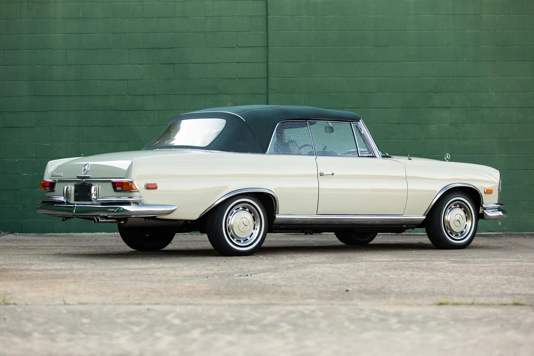1969 Mercedes-Benz W111 Cabriolet - Image 7 of 31
