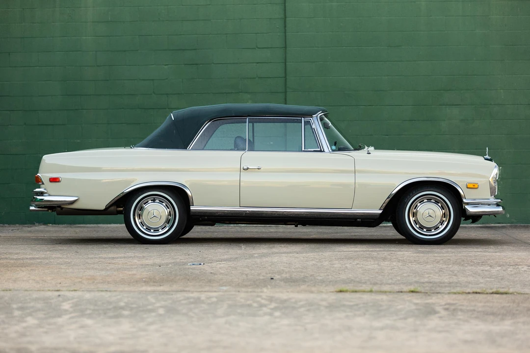 1969 Mercedes-Benz W111 Cabriolet - Image 8 of 31