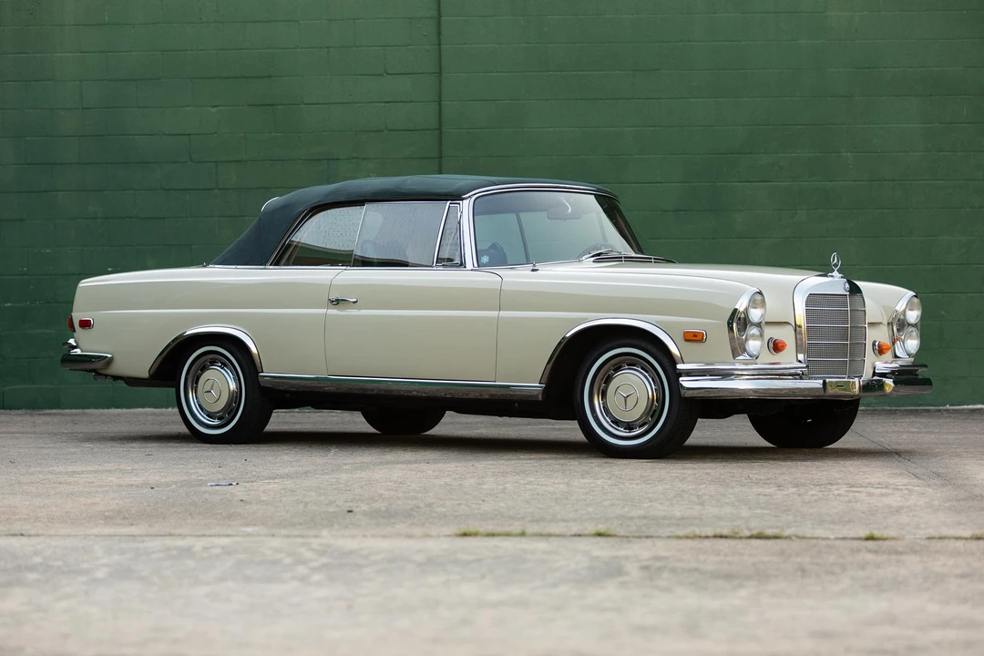 1969 Mercedes-Benz W111 Cabriolet - Image 9 of 31
