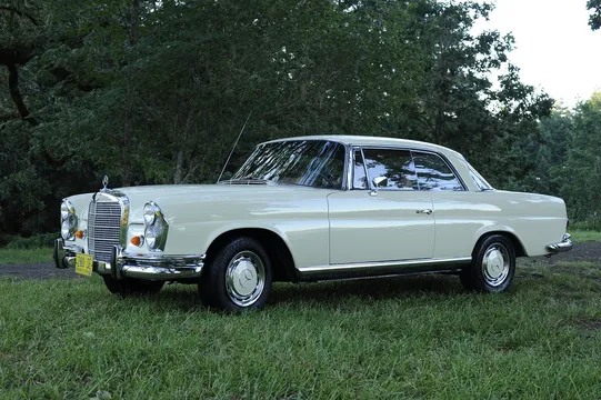 1969 Mercedes-Benz W111 Coupe - Image 2 of 31