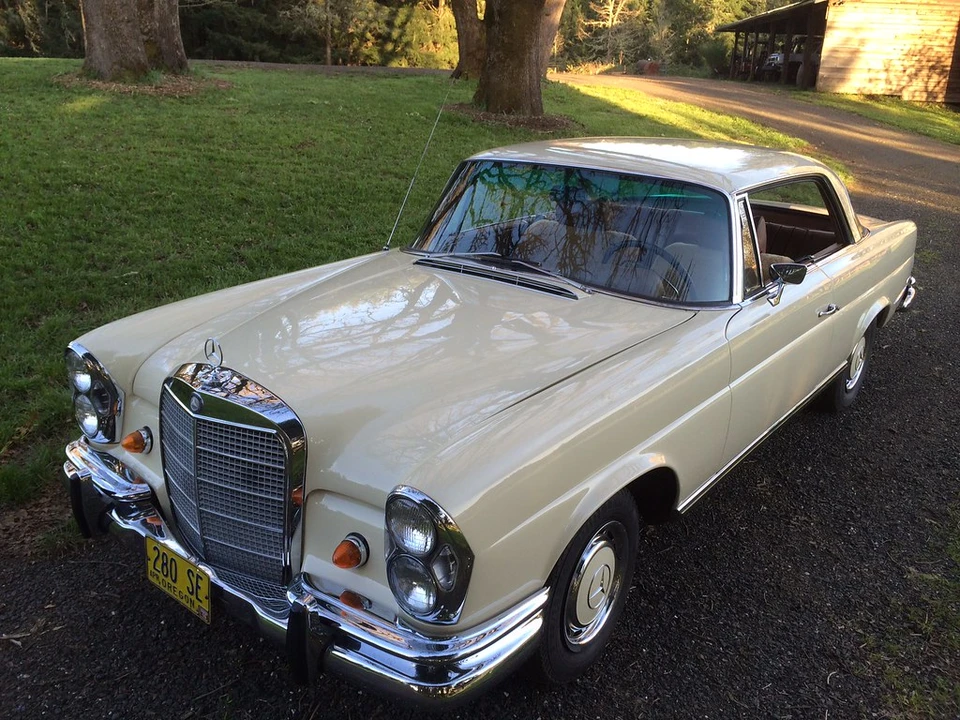 1969 Mercedes-Benz W111 Coupe - Image 8 of 31