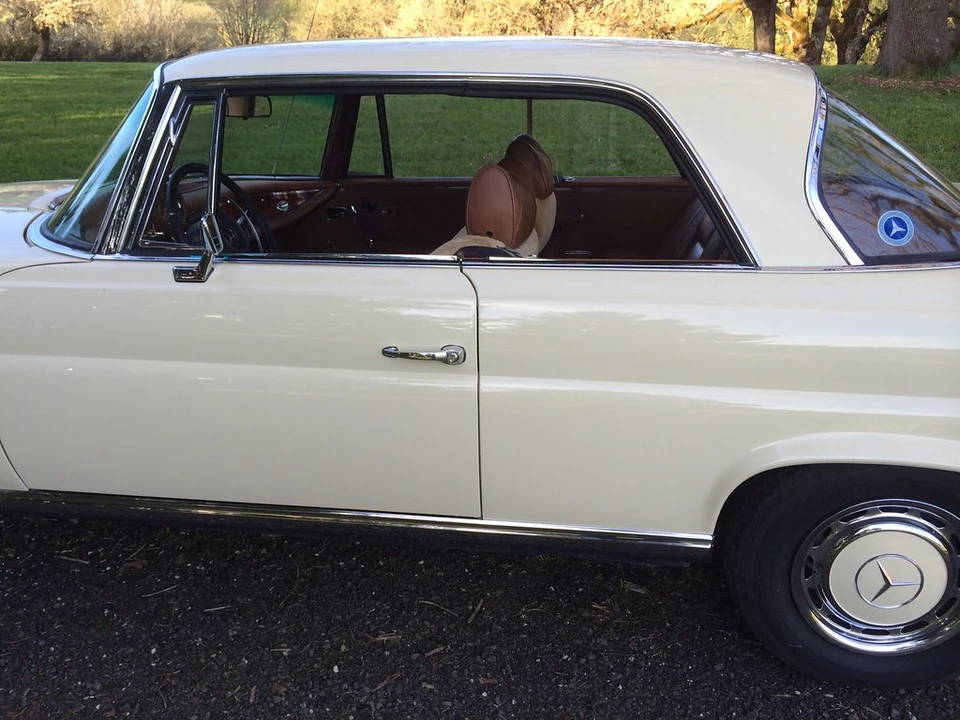 1969 Mercedes-Benz W111 Coupe - Image 12 of 31