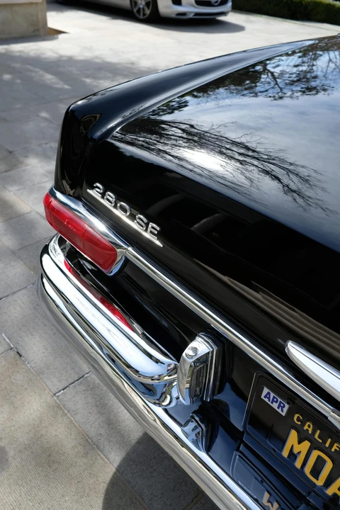1969 Mercedes-Benz W111 Coupe - Image 25 of 31