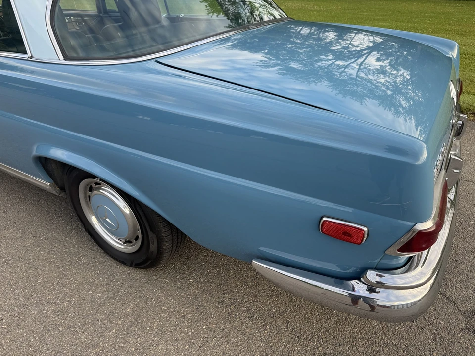 1969 Mercedes-Benz W111 Coupe - Image 27 of 31