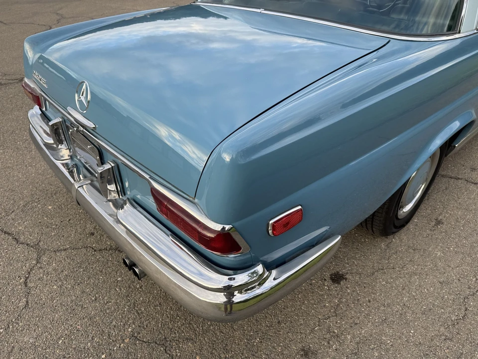 1969 Mercedes-Benz W111 Coupe - Image 30 of 31