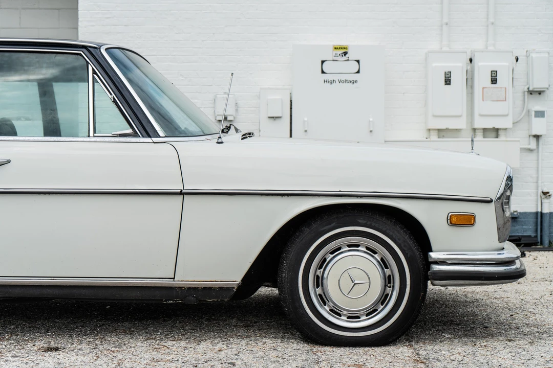 1969 Mercedes-Benz W108 & W109 - Image 14 of 31