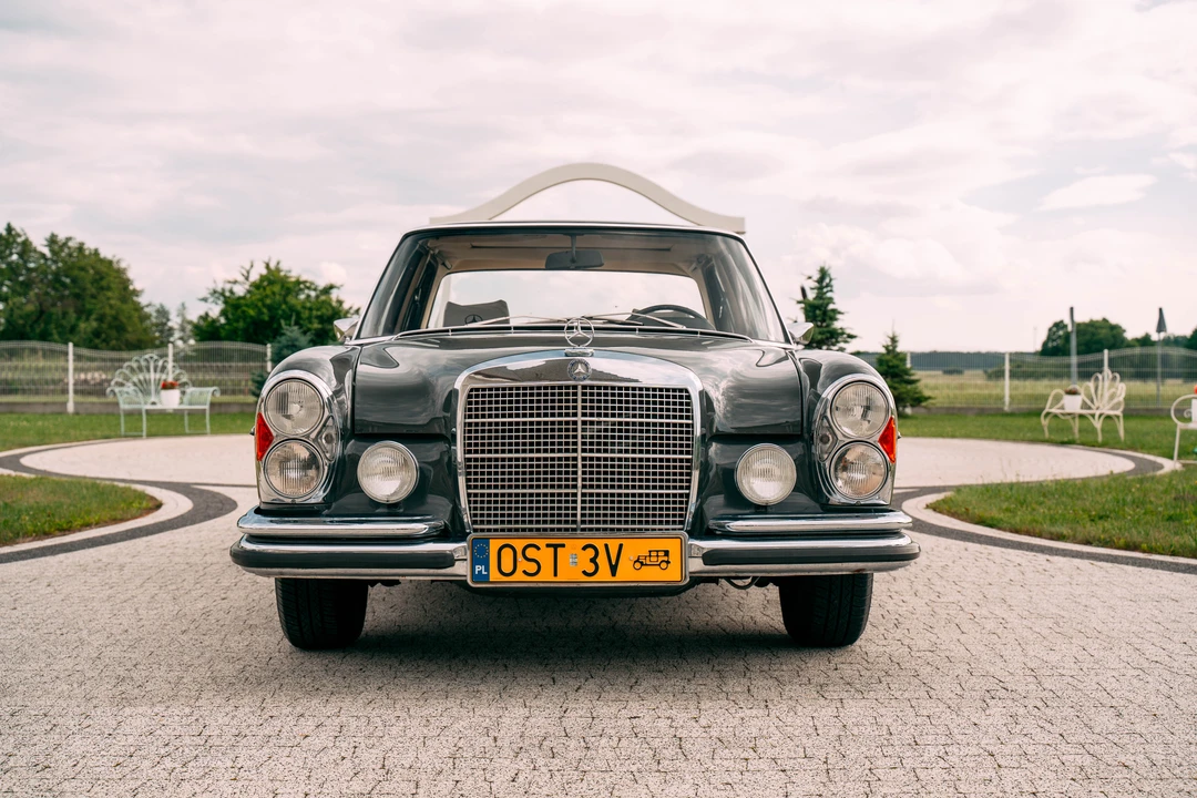 1969 Mercedes-Benz W108 & W109 - Image 2 of 31