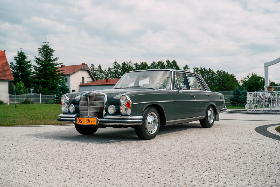 1969 Mercedes-Benz W108 & W109 - Image 3 of 31