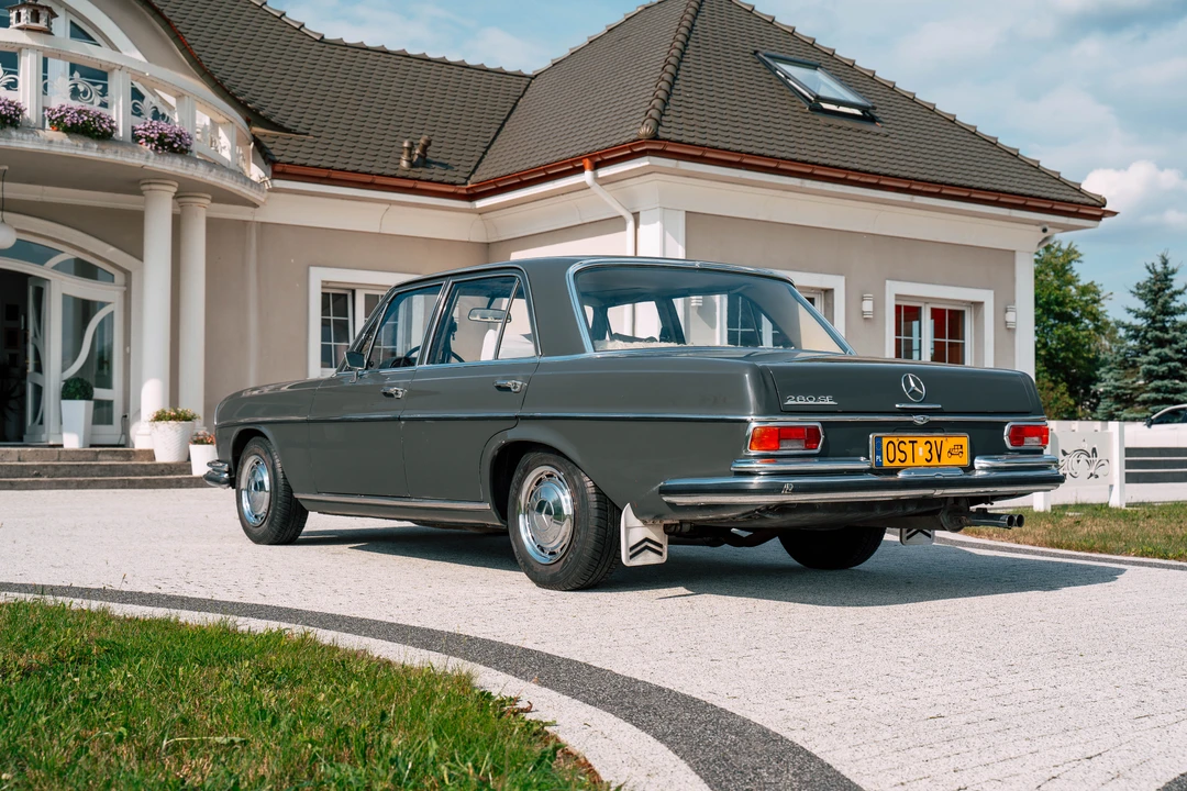 1969 Mercedes-Benz W108 & W109 - Image 5 of 31