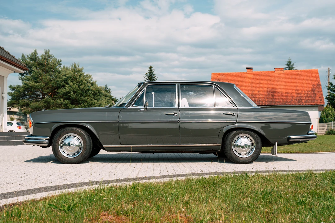 1969 Mercedes-Benz W108 & W109 - Image 4 of 31