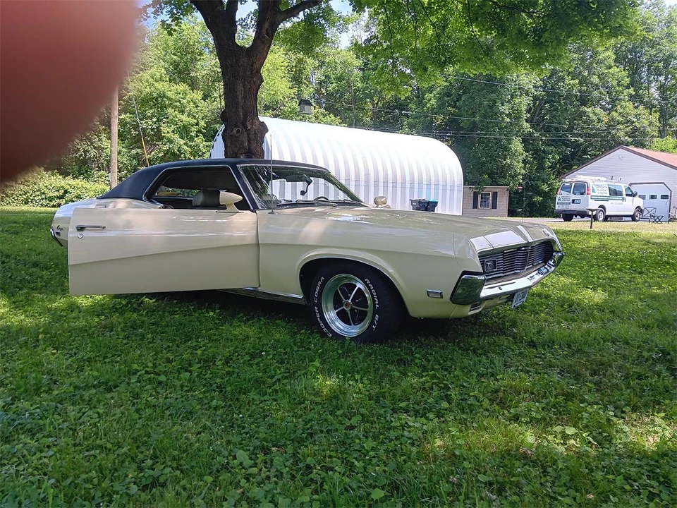 1969 Mercury Cougar 1st Gen - Image 5 of 10