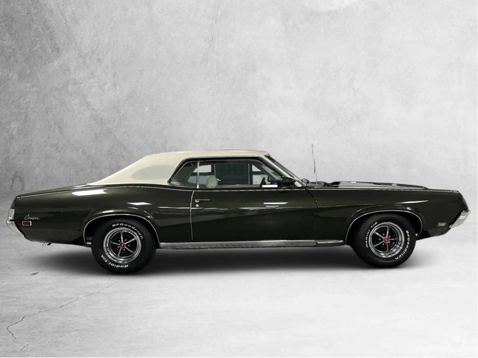 1969 Mercury Cougar 1st Gen - Image 11 of 31