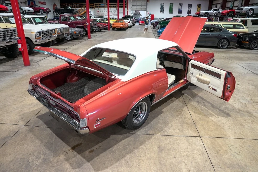 1969 Mercury Cougar 1st Gen - Image 9 of 15