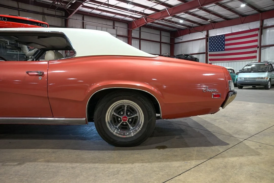 1969 Mercury Cougar 1st Gen - Image 5 of 31