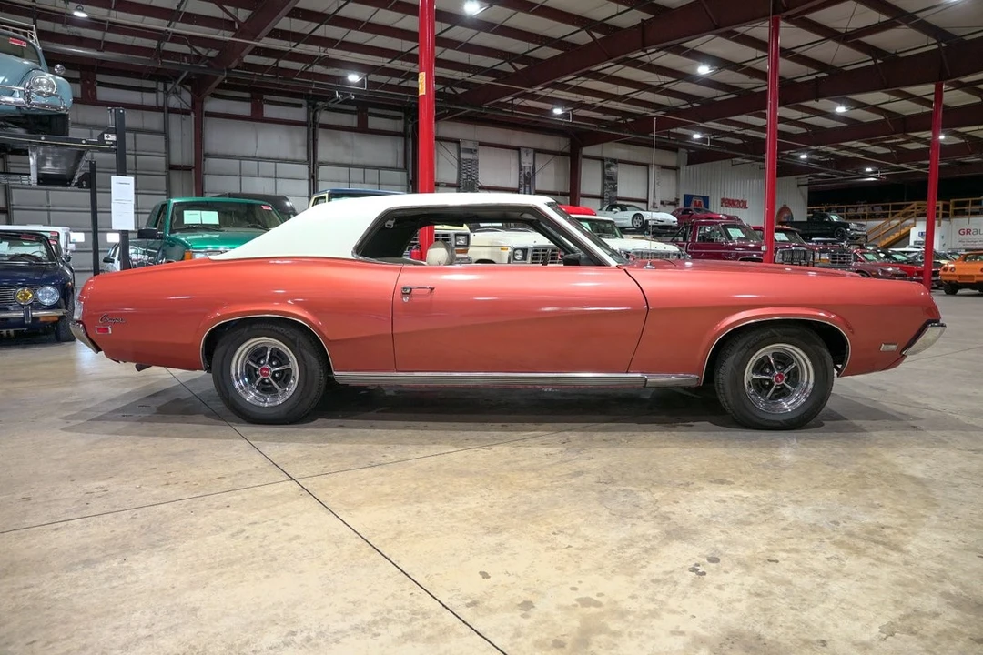 1969 Mercury Cougar 1st Gen - Image 10 of 31
