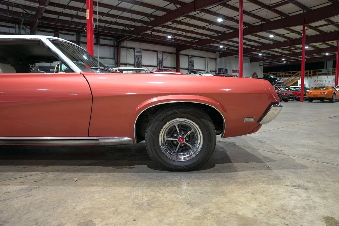 1969 Mercury Cougar 1st Gen - Image 11 of 31