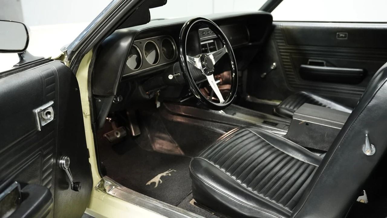 1969 Mercury Cougar 1st Gen - Image 5 of 12