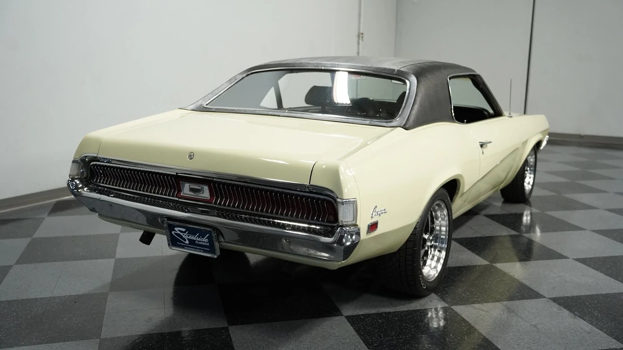 1969 Mercury Cougar 1st Gen - Image 9 of 12