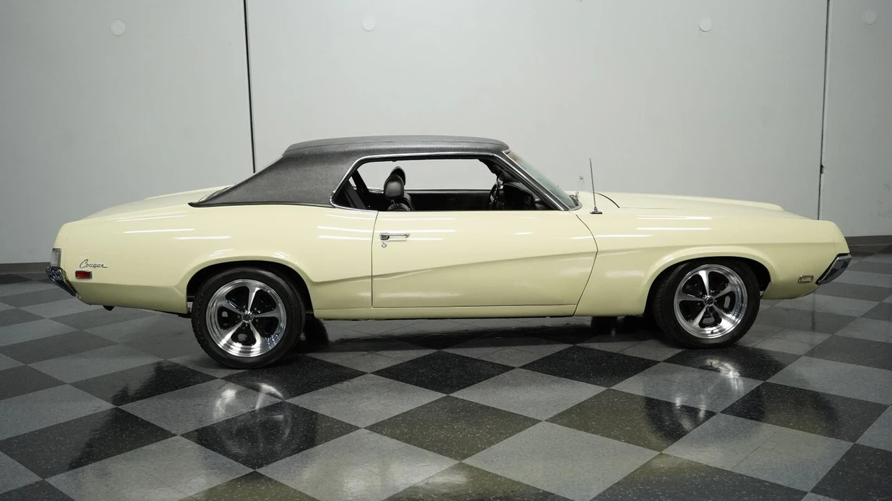 1969 Mercury Cougar 1st Gen - Image 12 of 12