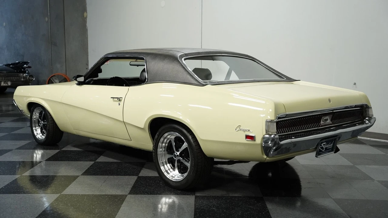 1969 Mercury Cougar 1st Gen - Image 6 of 12