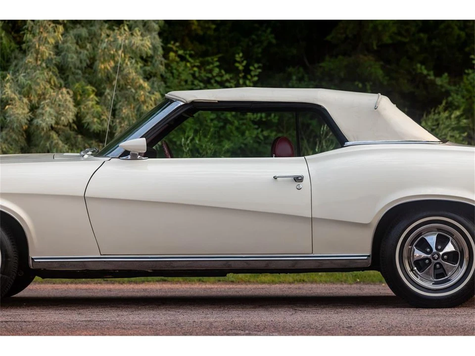 1969 Mercury Cougar 1st Gen - Image 11 of 31