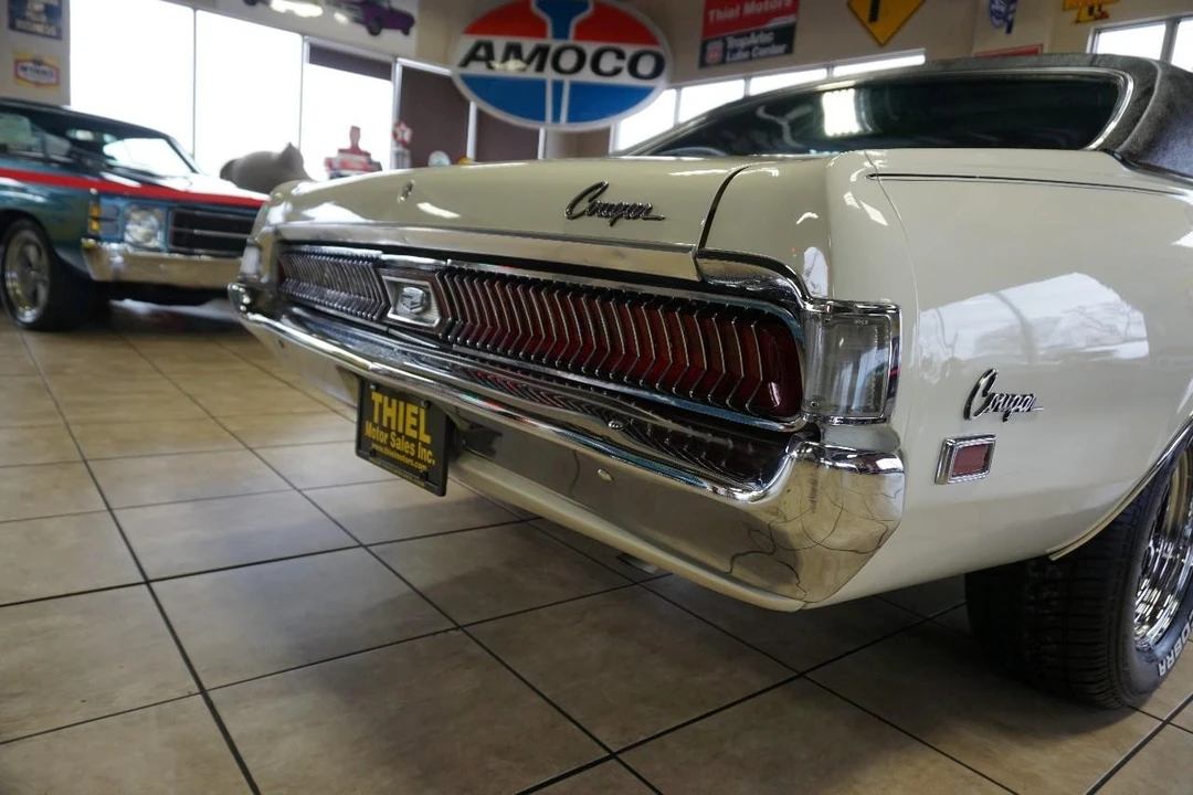 1969 Mercury Cougar 1st Gen - Image 18 of 21
