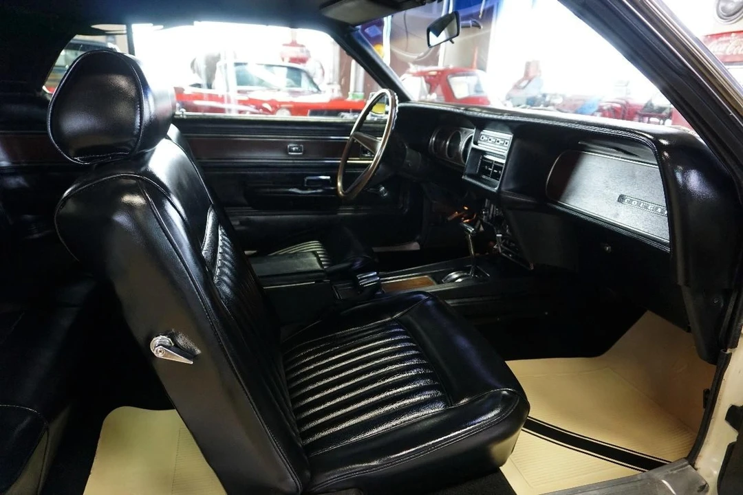 1969 Mercury Cougar 1st Gen - Image 23 of 31