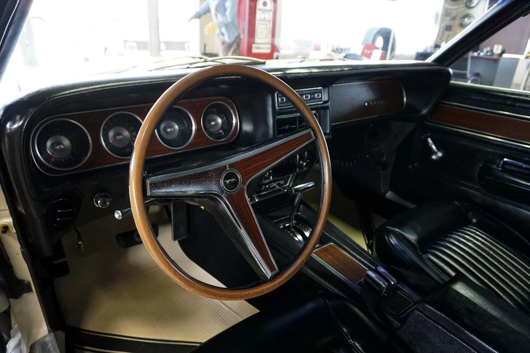 1969 Mercury Cougar 1st Gen - Image 25 of 31