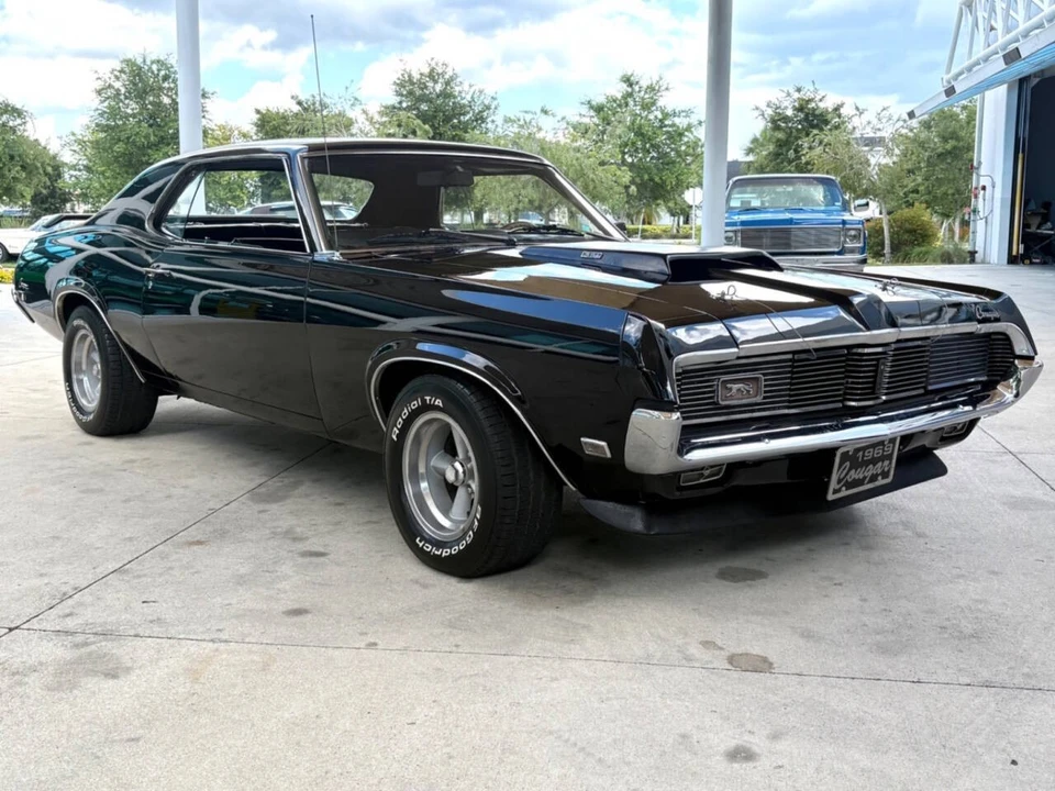 1969 Mercury Cougar 1st Gen - Image 4 of 31