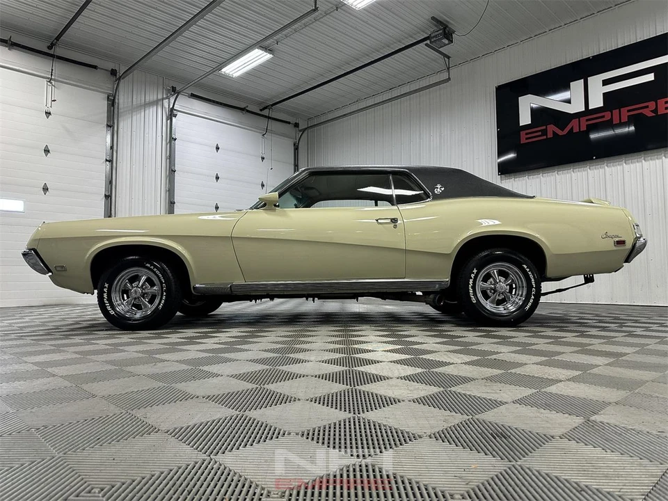 1969 Mercury Cougar 1st Gen - Image 11 of 31